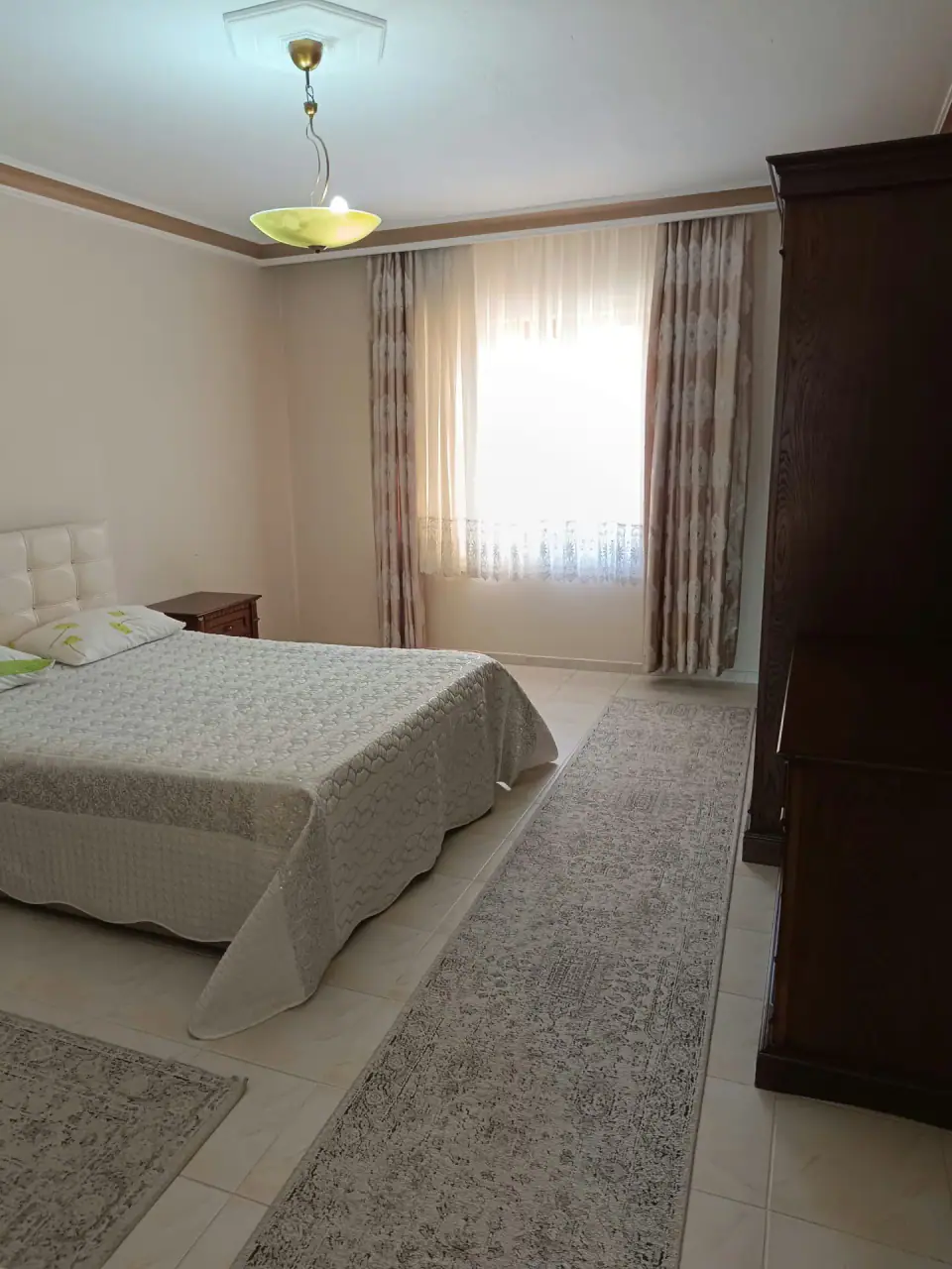 The double bedroom in daylight